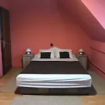 Buebaj Vendeghaz * 에게르